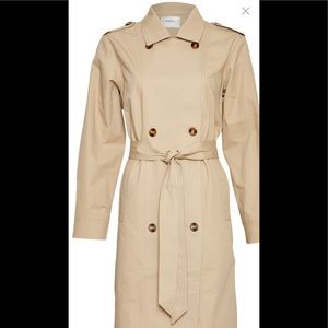 NWOT Classic TRENCH Coat feminine styling CAMEL US XL